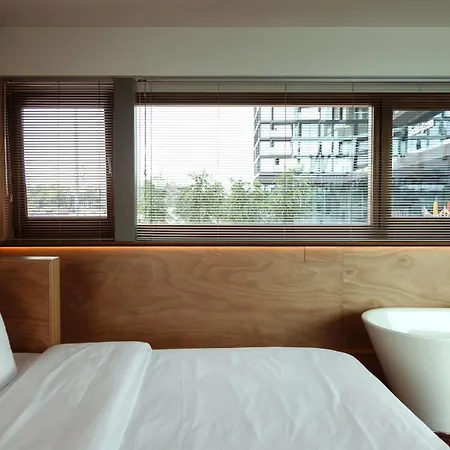 Sweets - Oosterdoksdraaibrug Amsterdam